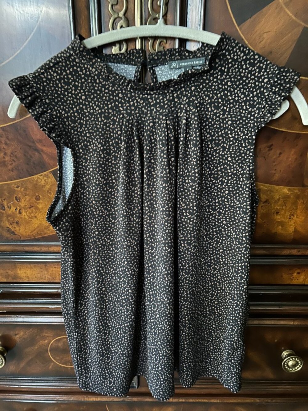 Adrianna Papell Brown speckled blouse with cap sleeves Size S